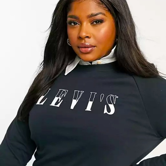 Levi's Sweaters - Levi's Plus graphic relaxed sweatshirt in black, size 1X